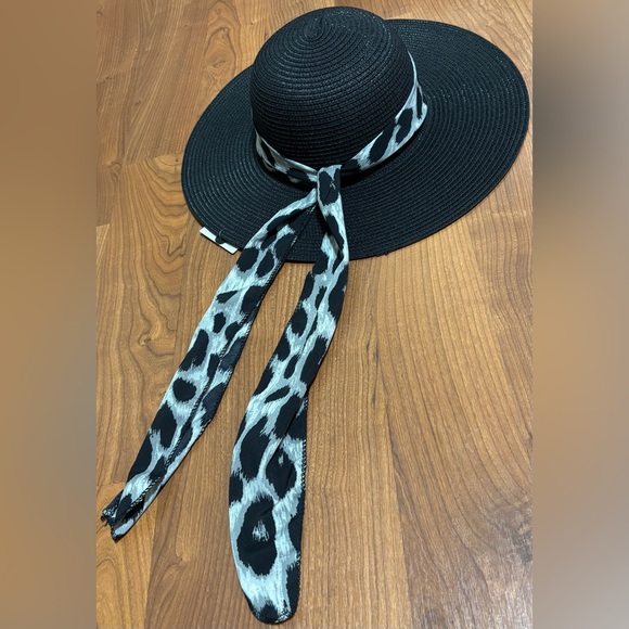 NEW Leopard Print Black Wide-Brim Straw Hat - Picture 1 of 3